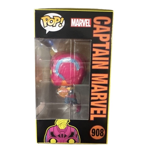 Funko Captain Marvel 908 Blacklight Bobble Head NIB Target Exclusive - Picture 2 of 6